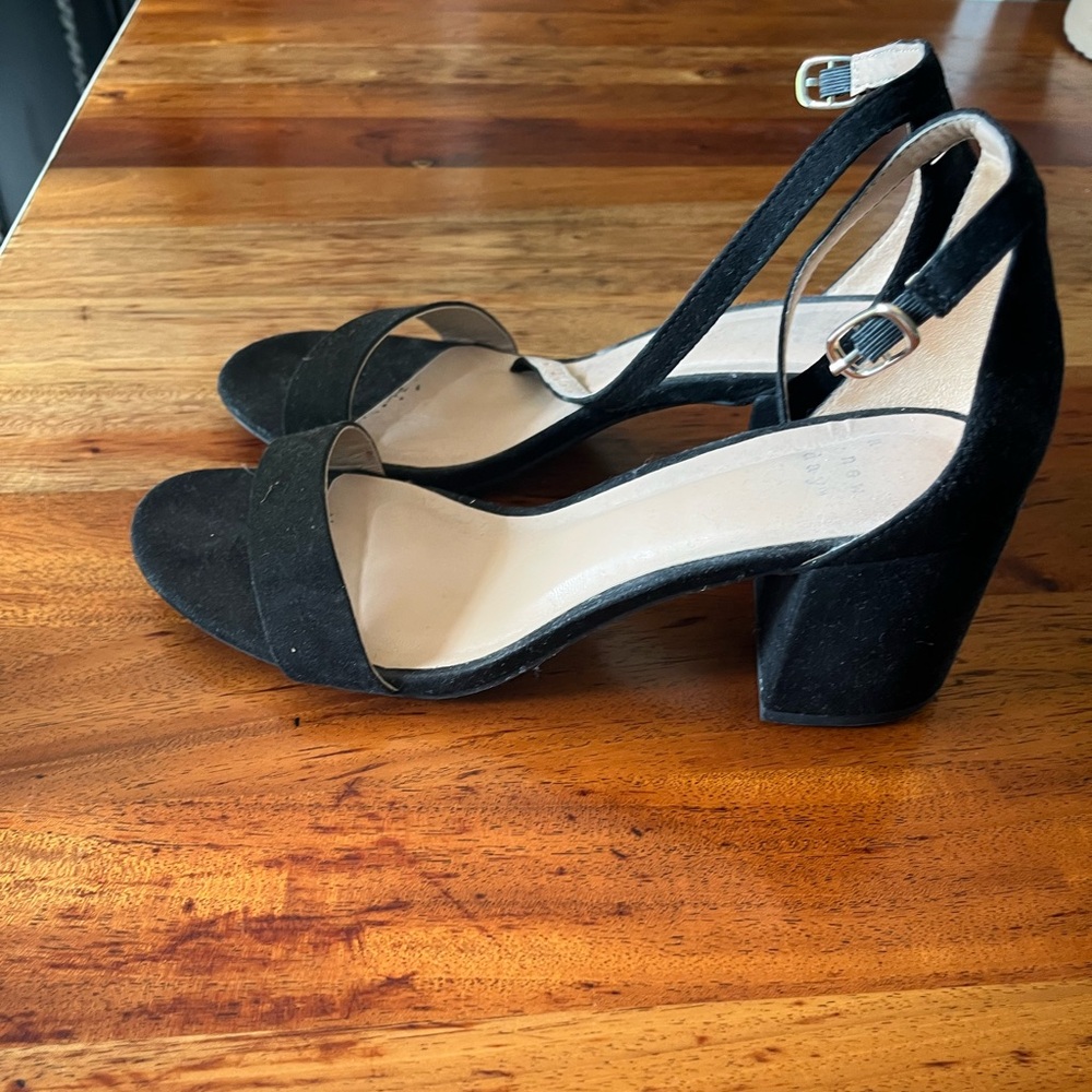 A New Day strap heel